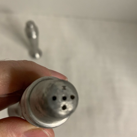 VINTAGE| Metal Bullet Shaped Salt and Pepper Set - Picture 6 of 9